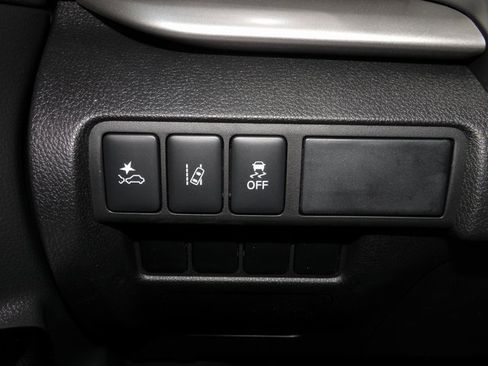 New 2024 Mitsubishi Eclipse Cross LE image 25