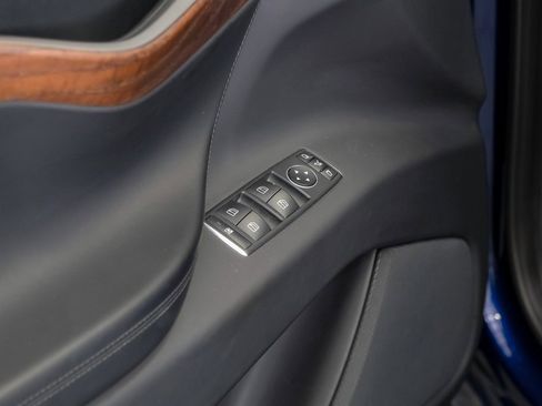 Used 2018 Tesla Model X 75D image 45