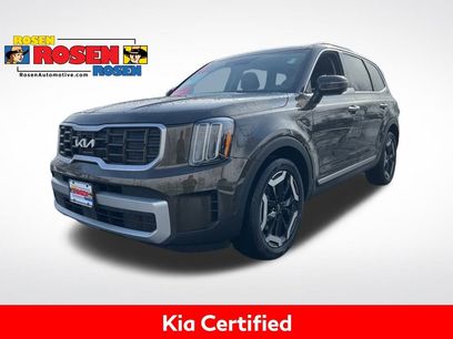 Certified 2023 Kia Telluride S w/ S Sunroof Package