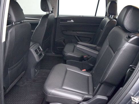Used 2018 Volkswagen Atlas SE AWD/4WD image 12
