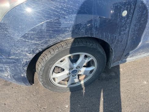 Used 2014 Ford Transit Connect XLT image 10