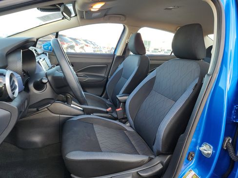 Used 2023 Nissan Versa SV image 13