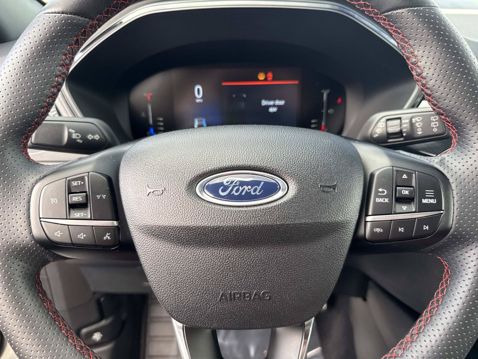 Used 2023 Ford Escape ST-Line Select AWD/4WD image 27