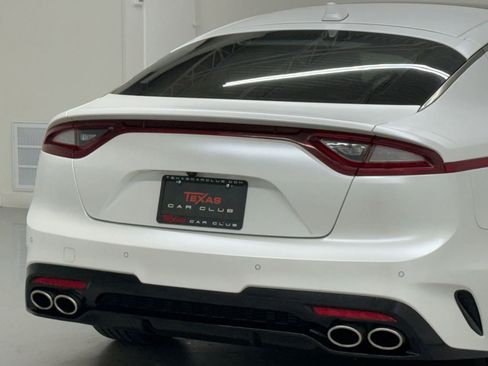 Used 2019 Kia Stinger GT2 image 42