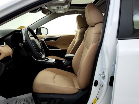 Certified 2024 Toyota RAV4 XLE image 24