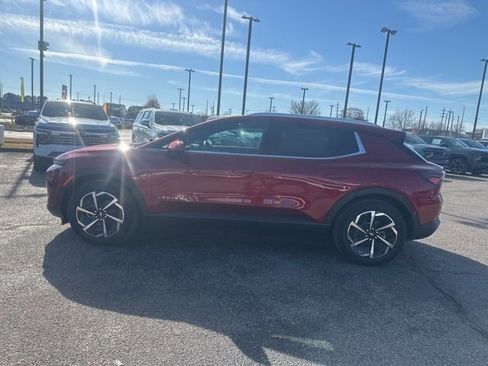 New 2026 Chevrolet Equinox EV LT image 6