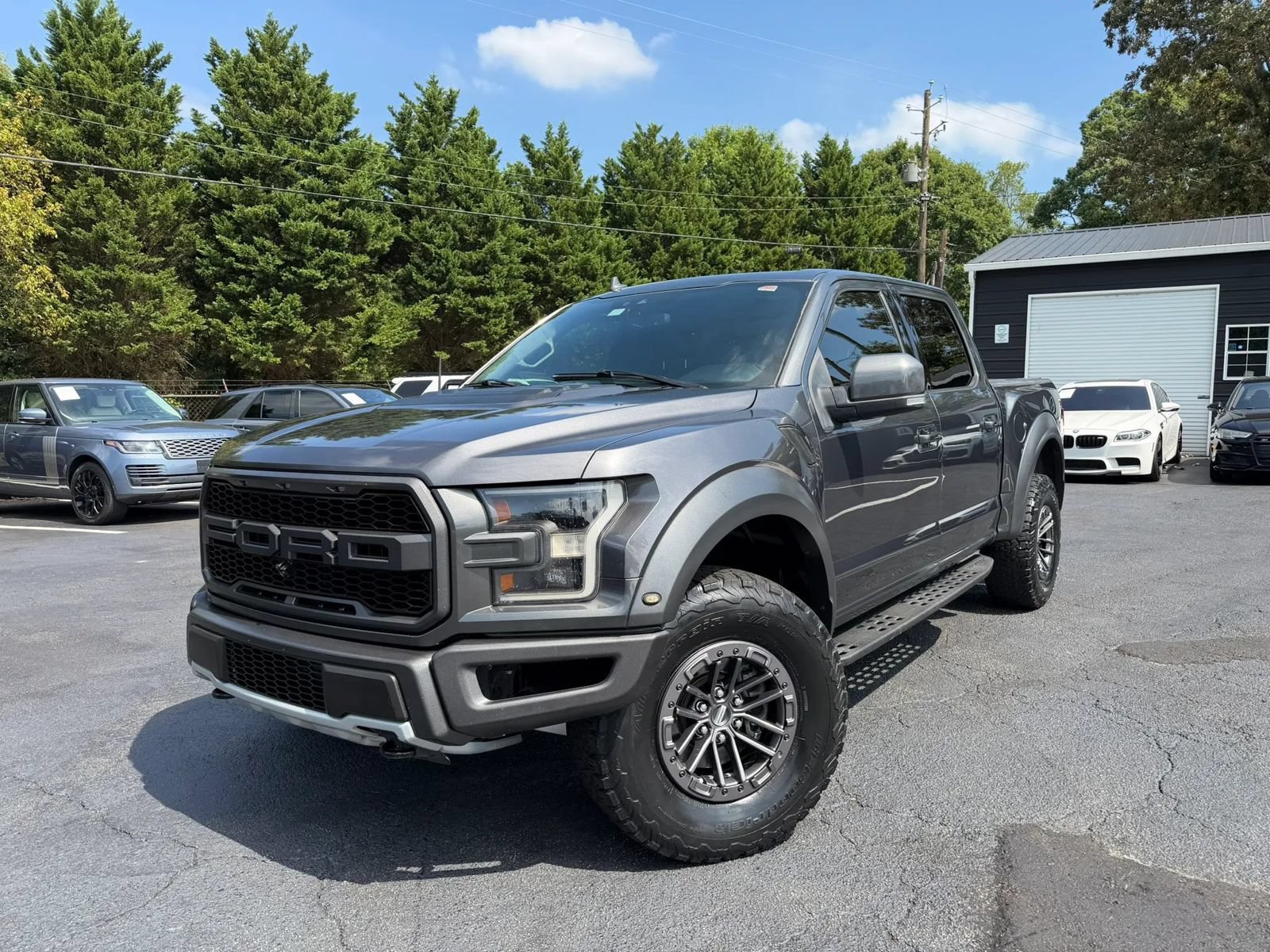Used 2019 Ford F150 Raptor w/ Equipment Group 802A Luxury AWD/4WD image 1