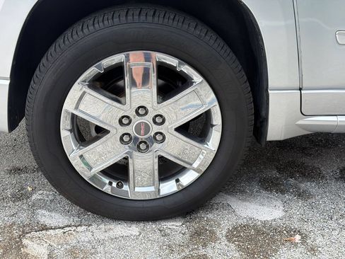 Used 2015 GMC Acadia Denali FWD image 11