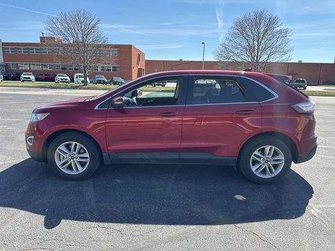 Used 2018 Ford Edge SEL w/ Equipment Group 201A image 4