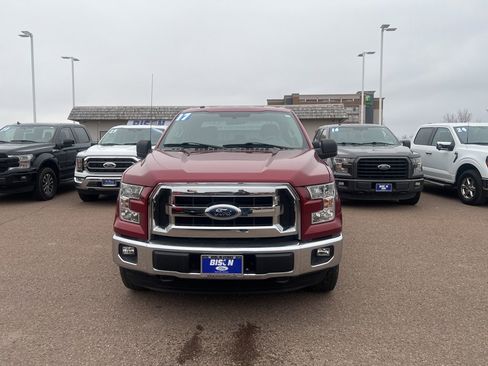Used 2017 Ford F150 XLT image 8