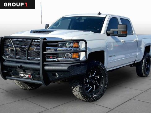 Used 2018 Chevrolet Silverado 2500 LT w/ LT Fleet Convenience Package AWD/4WD image 1