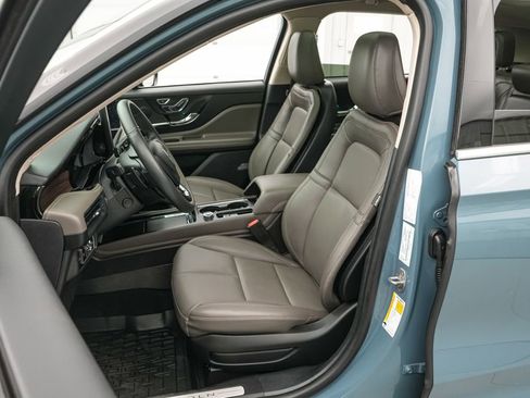 Used 2023 Lincoln Corsair Reserve w/ Equipment Group 201A image 11