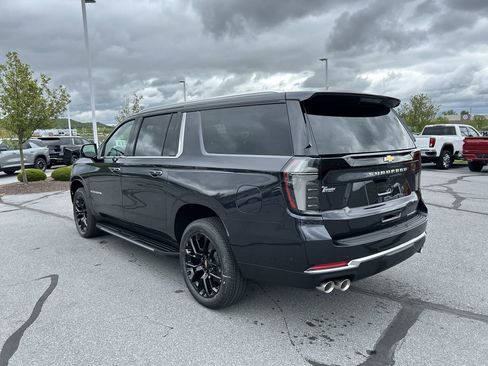 New 2026 Chevrolet Suburban Premier AWD/4WD image 5