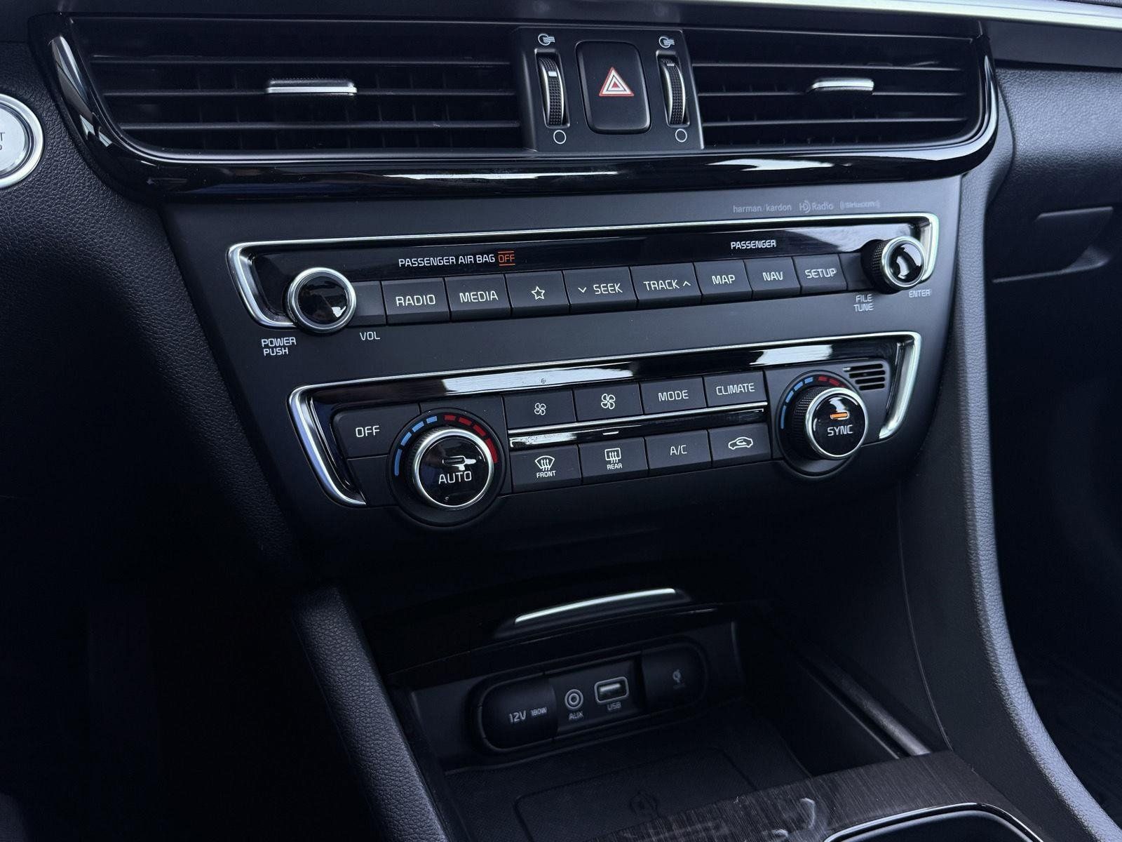 Used 2020 Kia Optima Premium FWD image 36