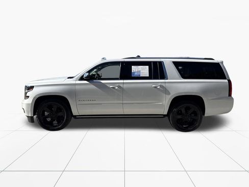 Used 2020 Chevrolet Suburban Premier image 5