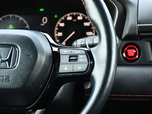 Used 2024 Honda Pilot TrailSport image 27