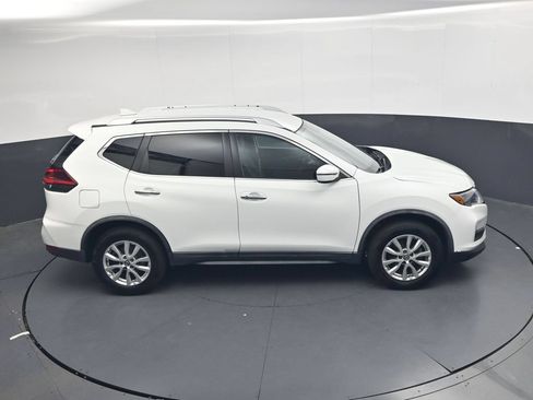 Used 2018 Nissan Rogue SV AWD/4WD image 23