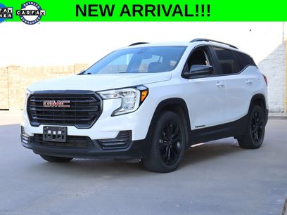 Used 2022 GMC Terrain SLE w/ Driver Convenience Package