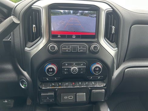 Used 2021 Chevrolet Silverado 1500 LT Trail Boss w/ Convenience Package II image 44