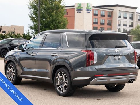 Certified 2023 Hyundai Palisade Limited w/ Cargo Package image 5