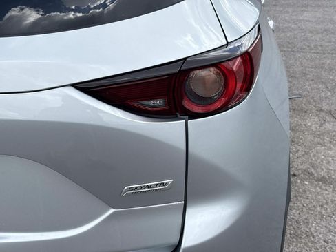 Used 2019 MAZDA CX-5 Touring FWD image 11