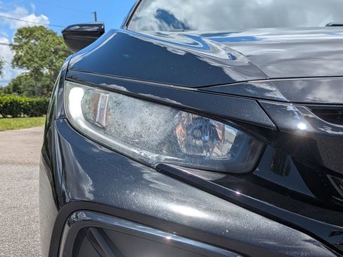 Used 2021 Honda Civic Sport image 10