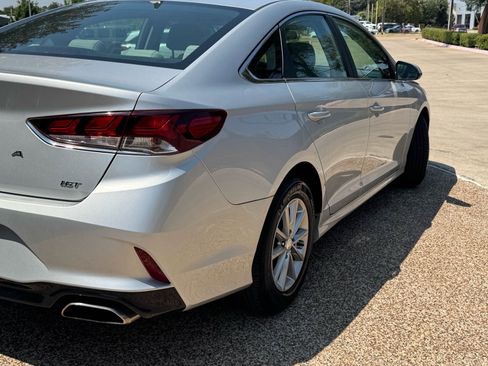 Used 2019 Hyundai Sonata ECO FWD image 4