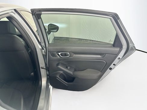 Used 2025 Honda Civic Sport image 29