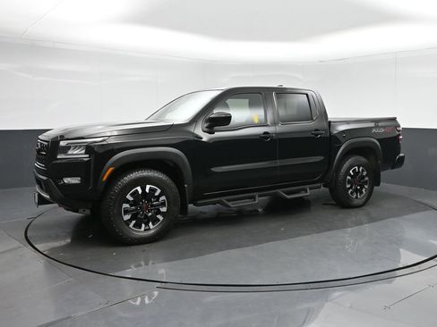 Used 2023 Nissan Frontier PRO-4X w/ Technology Package image 3