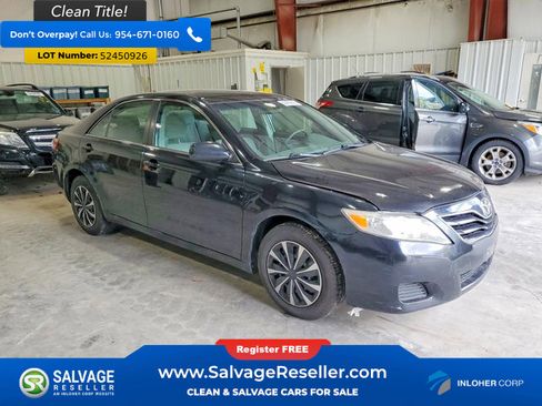 Used 2011 Toyota Camry LE FWD image 5