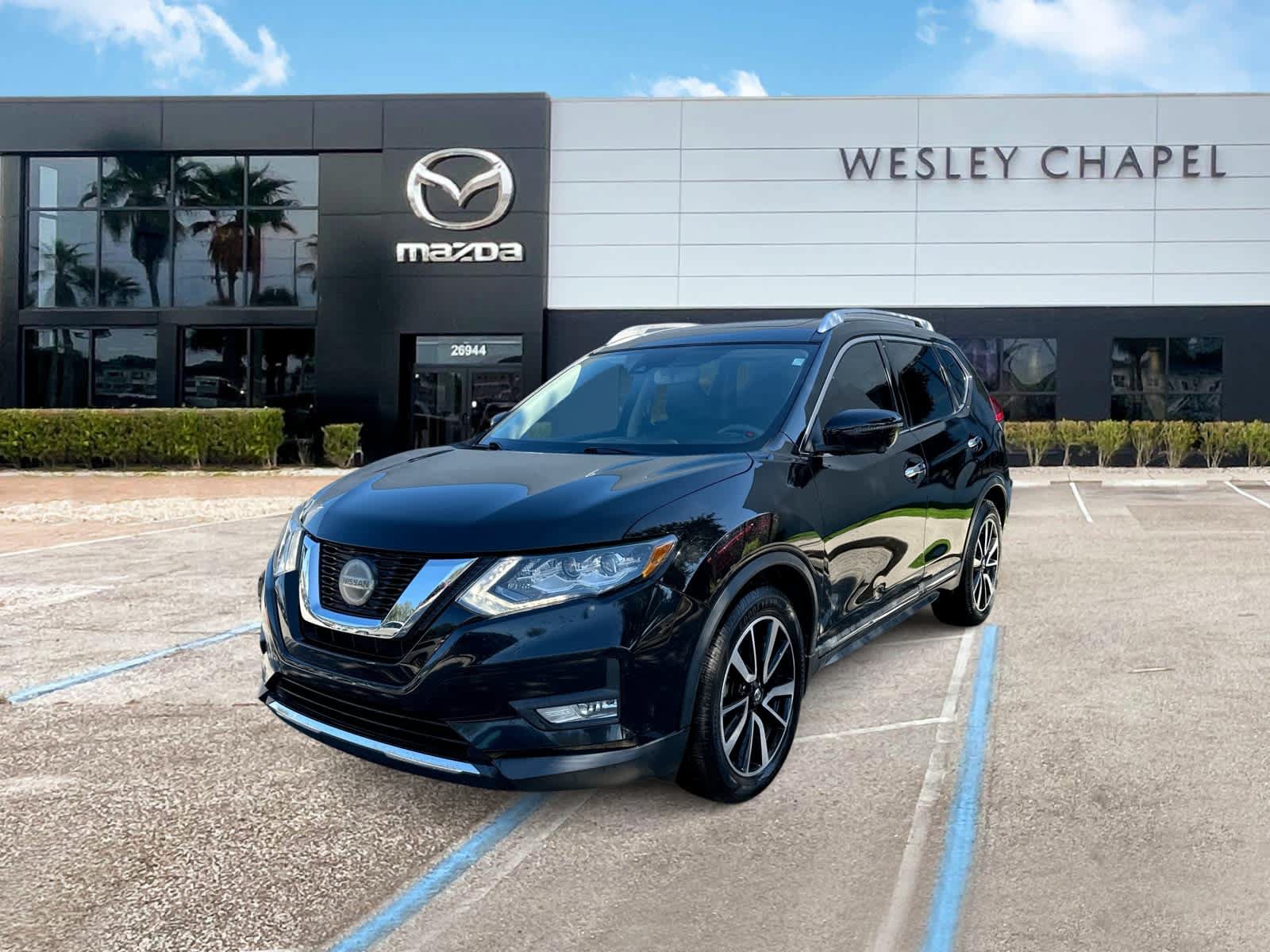 Used 2020 Nissan Rogue SL w/ Premium Package FWD image 1