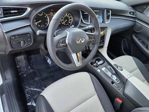 Certified 2025 INFINITI QX55 Luxe w/ Cargo Package image 13