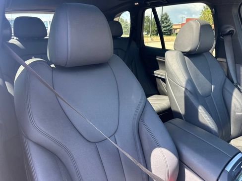 Used 2021 BMW X5 xDrive40i w/ Premium Package AWD/4WD image 34