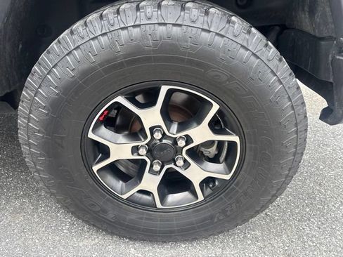 Used 2019 Jeep Wrangler Unlimited Sport S AWD/4WD image 14