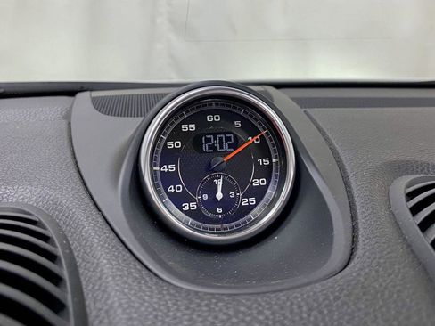 Used 2025 Porsche 718 Boxster w/ Premium Package RWD image 35