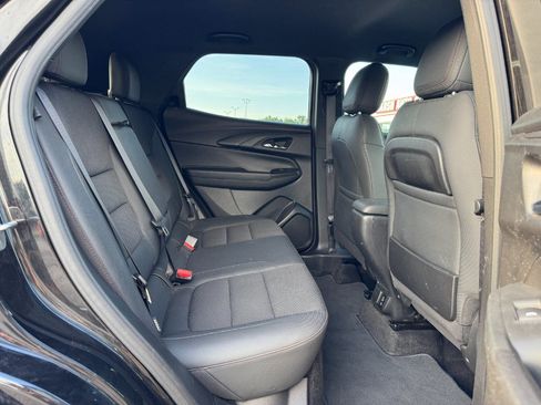 Used 2021 Chevrolet TrailBlazer RS w/ Convenience Package FWD image 18