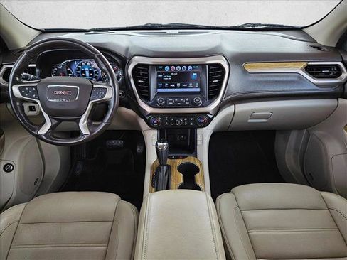 Used 2019 GMC Acadia Denali w/ Technology Package FWD image 18
