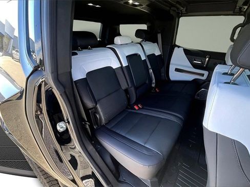 New 2025 GMC Hummer EV 2X w/ LPO, Dark Essentials Package image 10