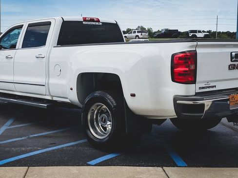 Used 2015 GMC Sierra 3500 SLT AWD/4WD image 24