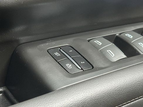 Used 2023 Chevrolet Tahoe High Country image 28