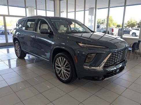 New 2026 Buick Enclave Avenir w/ Super Cruise Package image 2