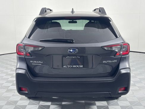 Used 2023 Subaru Outback Premium image 6