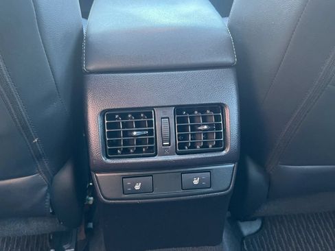 Used 2015 Subaru Outback 2.5i Limited AWD/4WD image 33
