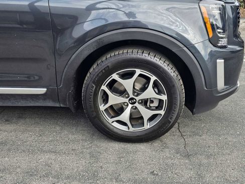 Used 2021 Kia Telluride EX image 9