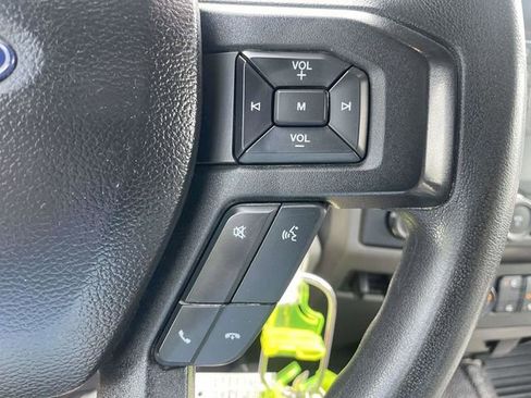 Used 2019 Ford F550 4x4 Regular Cab Super Duty w/ XL Value Package image 21