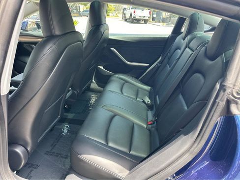 Used 2023 Tesla Model 3 Standard Range RWD image 10