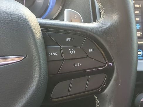 Used 2020 Chrysler 300 S image 30