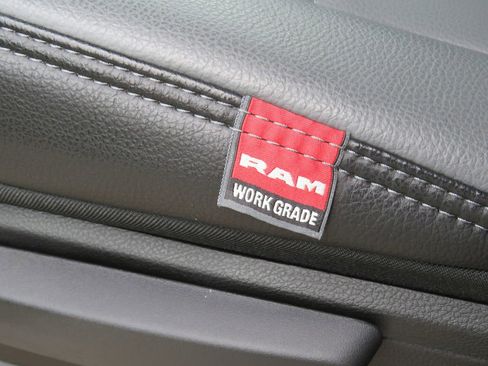 New 2023 RAM 4500 Tradesman w/ Chrome Appearance Group image 18