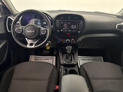 Used 2023 Kia Soul LX FWD image 29