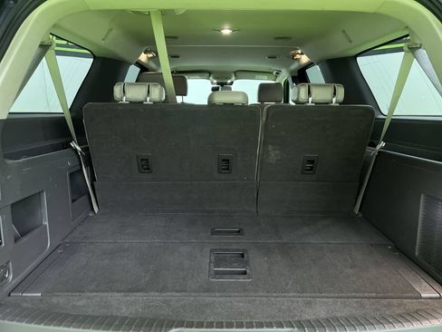 Used 2020 Ford Expedition Max XLT w/ Equipment Group 202A AWD/4WD image 29